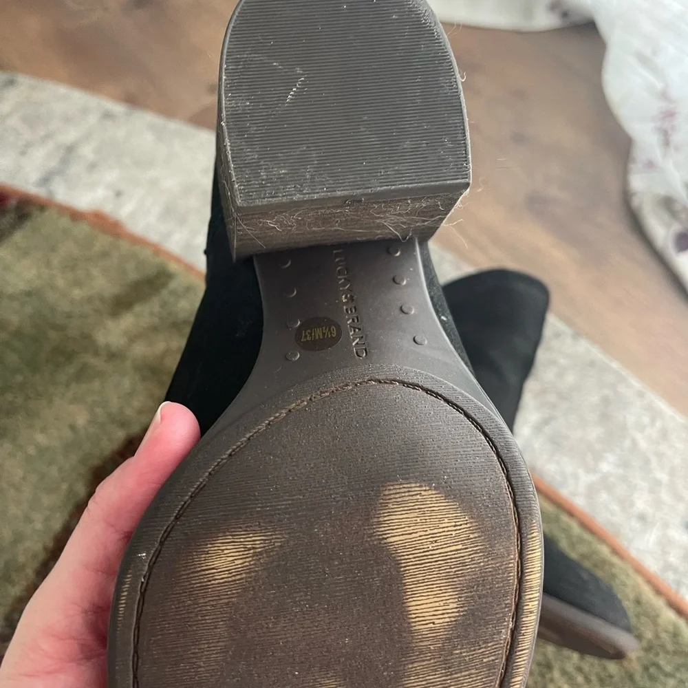 Sz 6.5 Lucky Booties - Picture 2 of 6